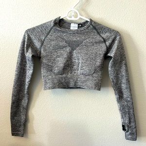 AYBL LS workout top